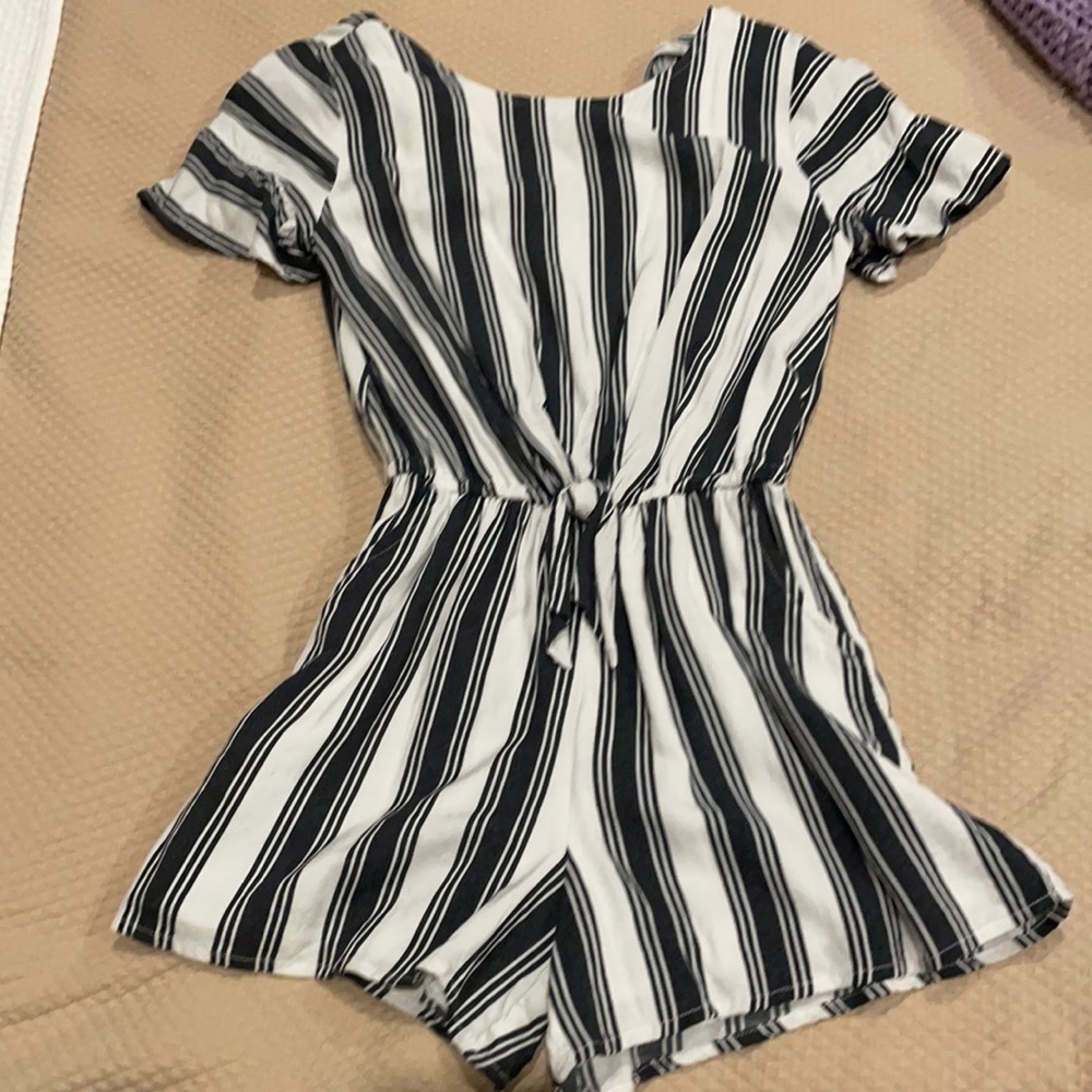 Abercrombie Kids shorts romper.